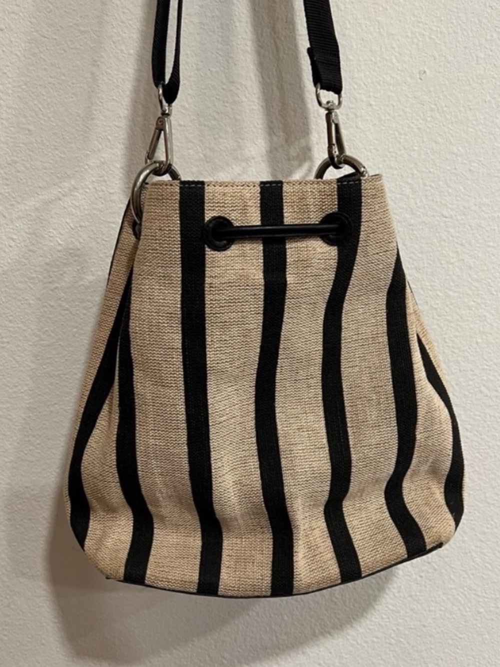 & Other Stories Black and Cream Jute Striped Drawstring Shoulder Bag - Picture 3 of 4
